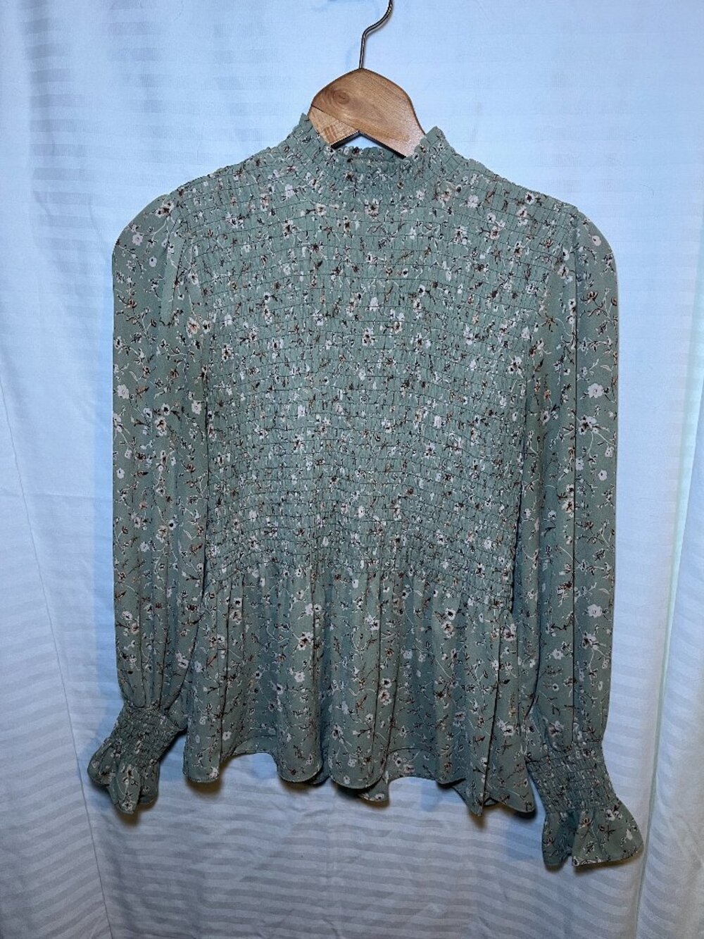 Ophelia Roe Floral Smocked Blouse Small Green Boho Top
